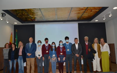 CONFERENCIA Y MESA REDONDA “LA ACTIVIDAD FÍSICA COMO TRATAMIENTO CRÓNICO”