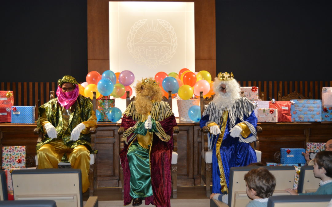 ¡Los Reyes Magos visitan el ICOVBA!